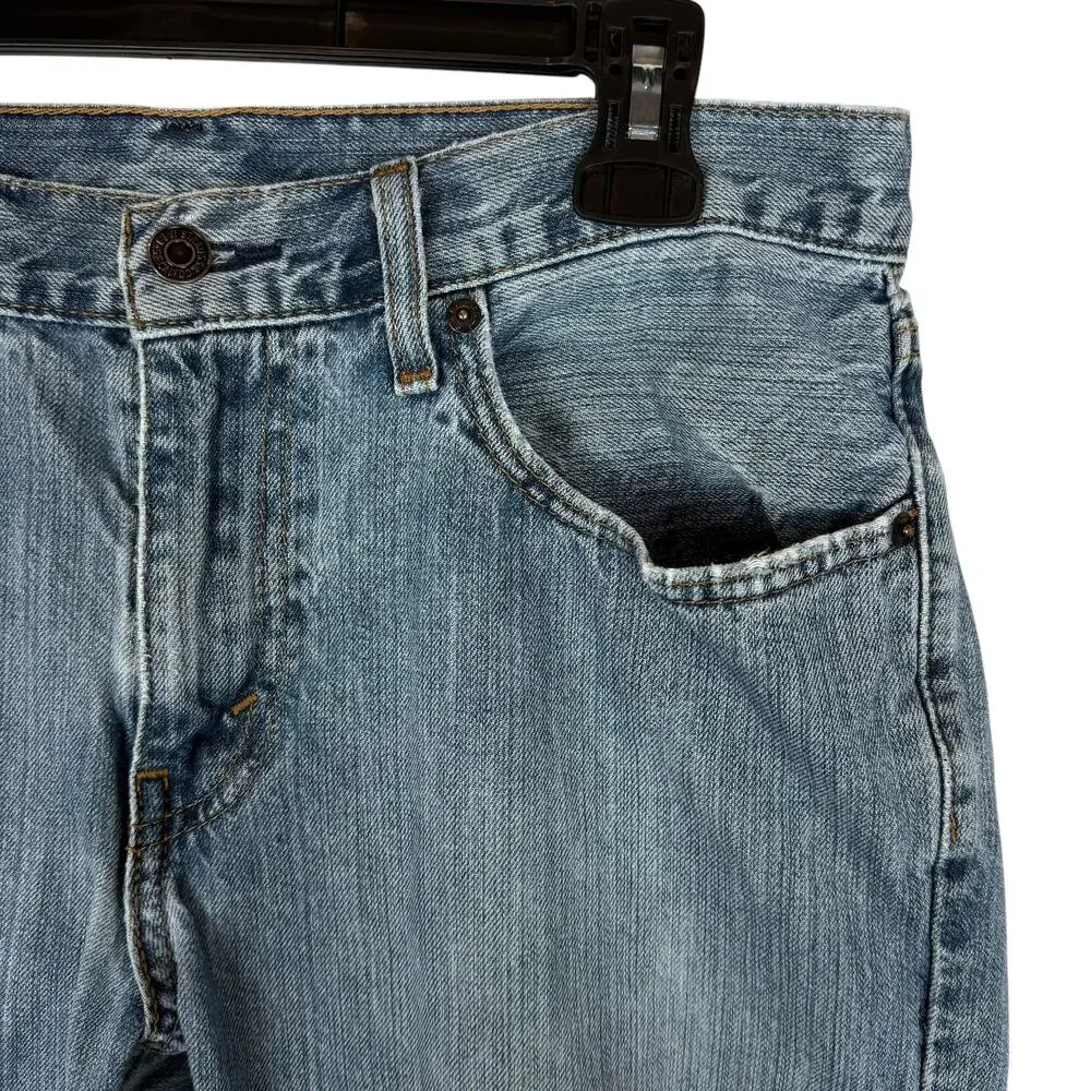 Levi's Jeans Mens 32x30 Blue Denim Medium Wash Mid-Rise Straight Leg‎ Classic